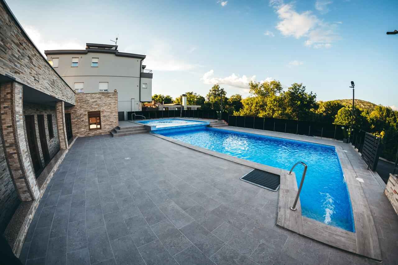 Adria centar Koćuša